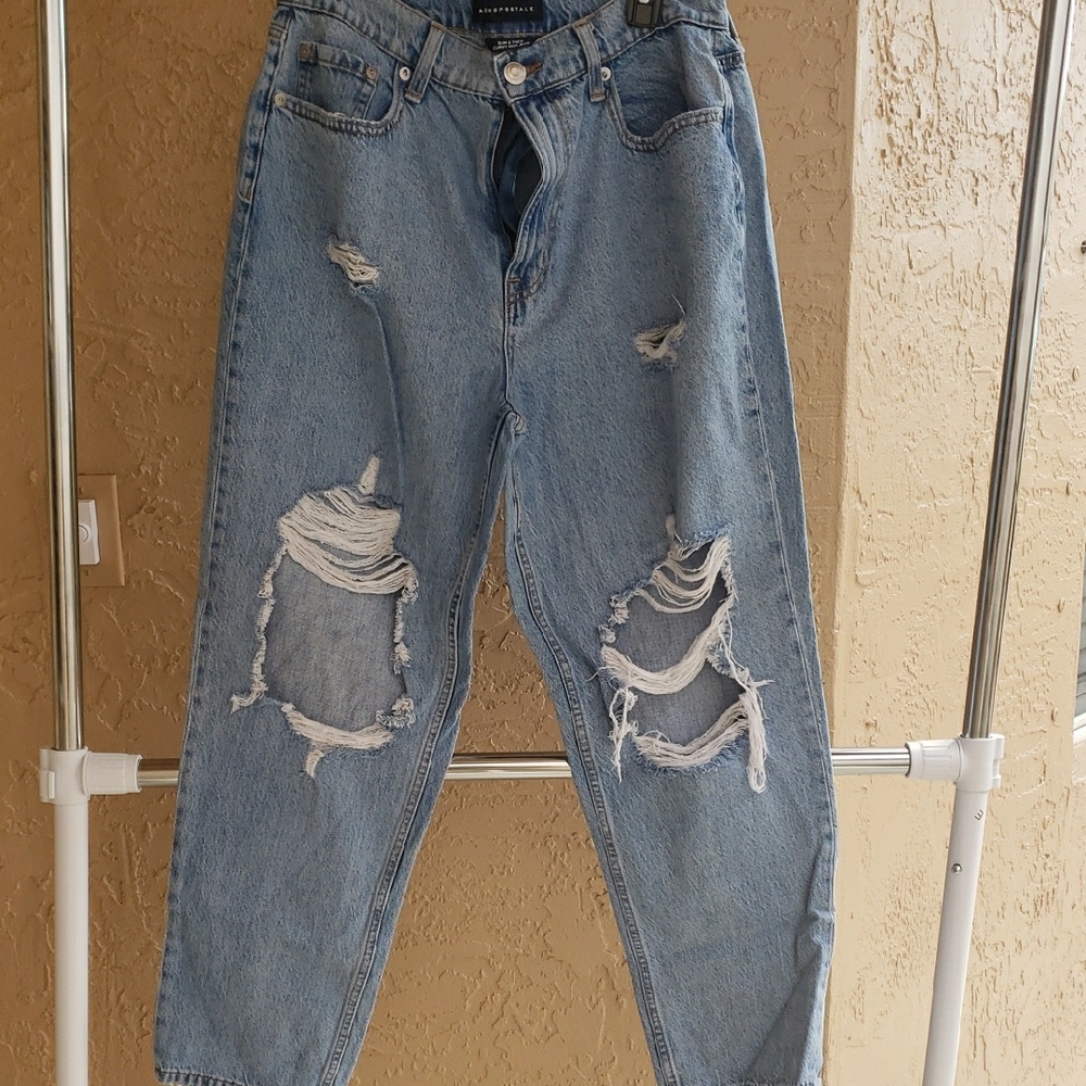 Aeropostale High Rise Distressed Blue Jeans
